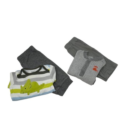 2‎ Baby Outfits - Sweatpants, Grey Pants, Body Suit & Shirt - Size - 3 Month - Picture 1 of 7